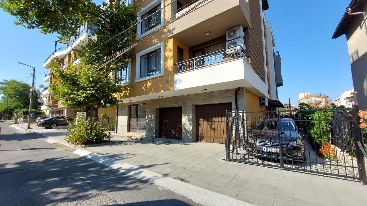 Apartment Sunrise City A2, Sarafovo Burgas